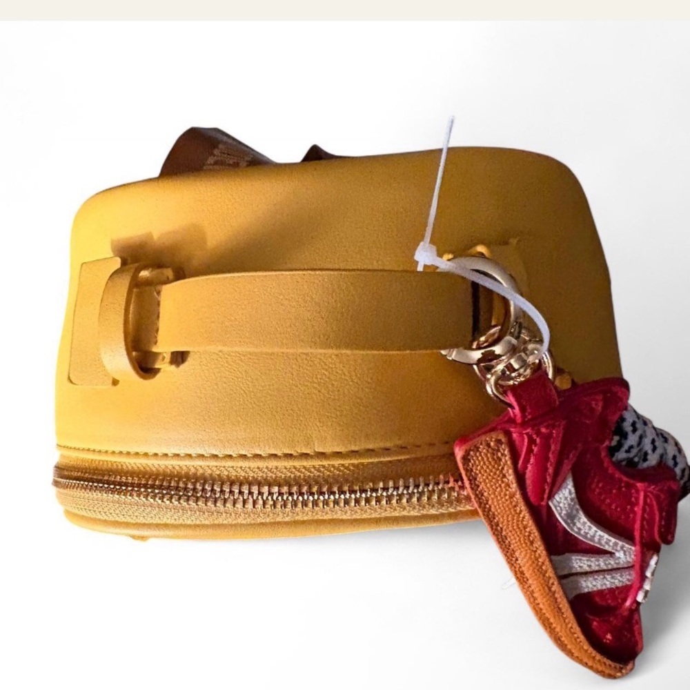 Steve Madden BBLogo Mustard Yellow Mini Backpack w sneaker charm & fun pins - Picture 3 of 8